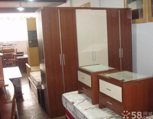 汕頭積壓家具回收服務(wù) 辦公家具與家用電器的回收價格解析